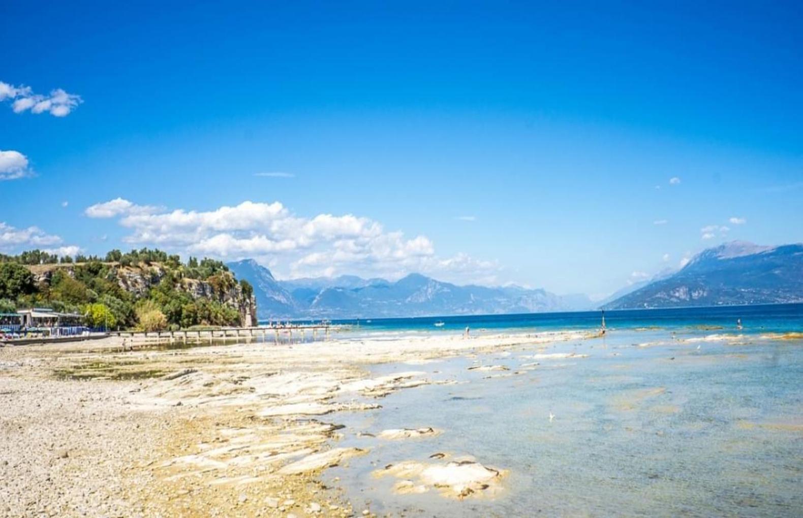 Parigi Apartment - 200M Dal Lago Con Vista Piscina Sirmione Exterior foto